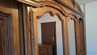 ,,,,,,ZAMLUVENO,,,,,LOŽNICE SKŘÍŇ S POSUVNÝMI DVEŘMI - 9