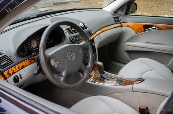 Mercedes-Benz E trieda Sedan E280 CDI - 9