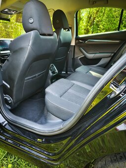 Octavia 1.5tsi(110kw) - 9