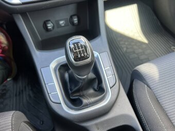 Hyundai i30 Combi 1.5 DPI 80kw benzin 2022 - 9