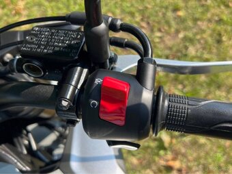 Prodám HONDA CB 125 R NEO SPORTS CAFÉ - 9