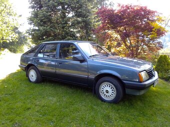 Opel ascona c - 9