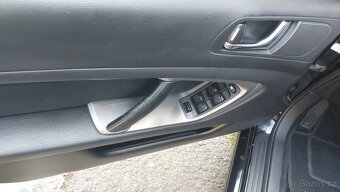 Prodám Subaru Legacy 2.5i 4x4 121kw ČR automat - 9