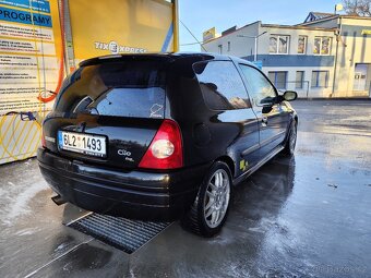 clio sport 2.0 16v - 9
