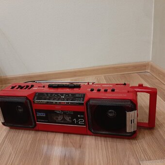 Radiomagnetofon+1-SHARP cerveny gratis. - 9
