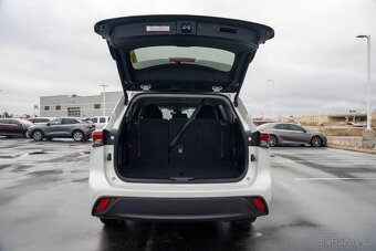 Toyota Highlander LE 2024 - 9