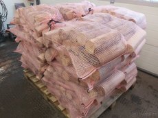 SLEVA.Bukové dřevo na uzení,do krbu i kamen.Rozměr 25cm. - 9