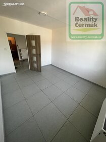 Prodej bytu 3+kk 95 m²Hostouň - Přes, okres Domažlice

 - 9
