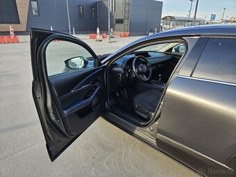 Mazda CX-30 GT Plus 2.0 AWD Skyactiv-X 132kW, 360° kamera - 9