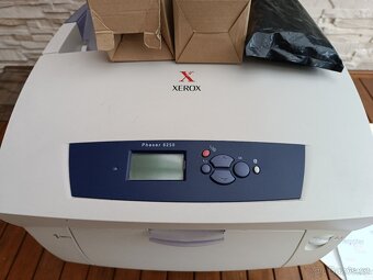 Barevná laserová tiskárna Xerox Phaser 6250 - 9