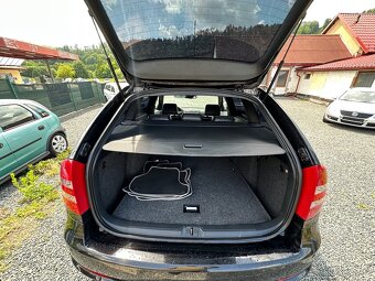 Škoda Octavia RS 2.0tdi BEZ KOROZE TOP STAV - 9
