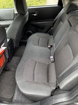 Nissan Qashqai 1.6 84kw benzín, rok 2008 - 9