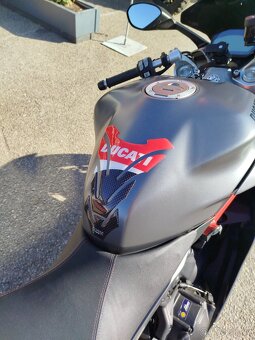 Ducati Supersport TITANIUM OPACO, ČR, KRÁSNÝ STAV, DESMO - 9