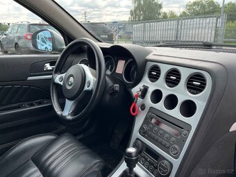 Alfa Romeo 159 3.2 JTS - 9