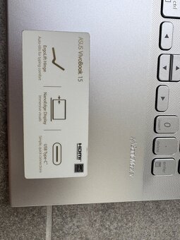 Asus VivoBook X512F i5-8265U SSD512+HDD500 8gbRAM W11 - 9