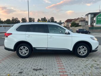 Mitsubishi outlander 3 - 9