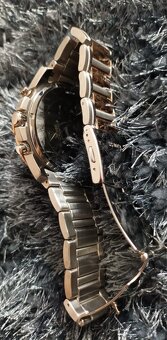Pánské hodinky Guess Chronograph TwoTone 46mm - 9