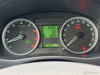 Škoda Fabia 1.6, r. 2010, Automat - 9