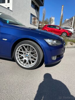 BMW 325d Coupe E92 - 9