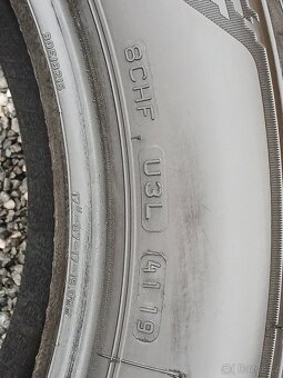 Zánovní letní pneu Bridgestone 205/55/17 8mm - 9