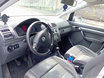 VW Touran 1.9 TDI 77kw 7 místní - 9