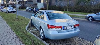 Hyundai Sonata - 9