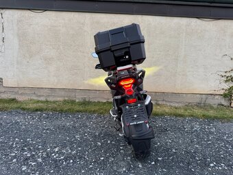 Honda X-ADV 750 - plná výbava, snížený posed - 9