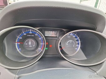 Hyundai ix35 2.0, 120 kW benzín, manuál - 9
