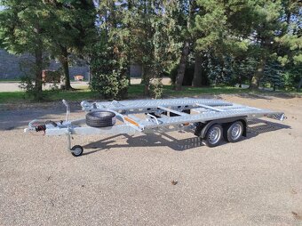 Snížený vlek na auta, 450x210cm, 2700/510kg,130km, rezerva - 9