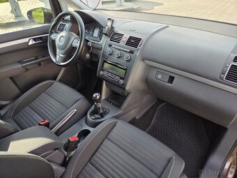 Nabízím k prodeji Volkswagen Touran 1.2 TSI 77 Kw edice Cup - 9