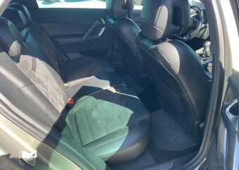 Citroën DS5 2.0 HDI nafta manuál 120 kw - 9