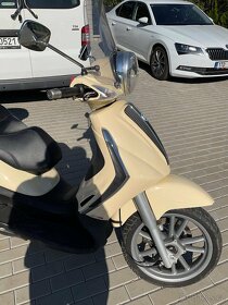 Piaggio Beverly 250ie,16.5KW,1 MAJITEL,R.V.2008 - 9