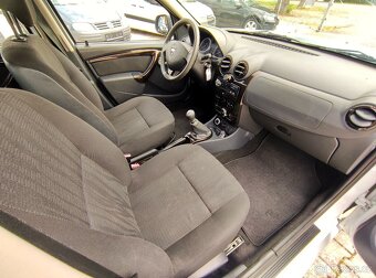 DACIA DUSTER 1.6i 16V 77KW,4x4,ZÁVĚS,KLIMA,6-KVALT - 9