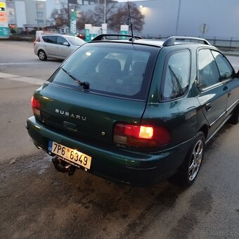 Subaru impreza 2.0i - 9