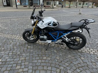 BMW R1200r - 9