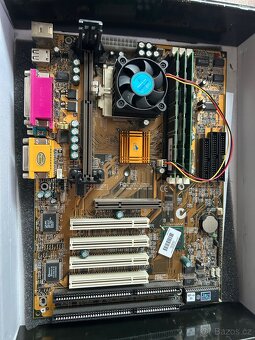 IT - kabely, chladič, DVD, pouzdra, obaly, stolní PC… - 9