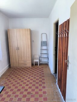 Prodáme zemědělskou usedlost s 2 RD - 9