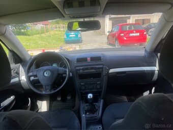 Skoda octavia combi 2 2.0TDI 103kw - 9