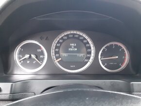 MERCEDES BENZ C 220 CDI COMBI - 9