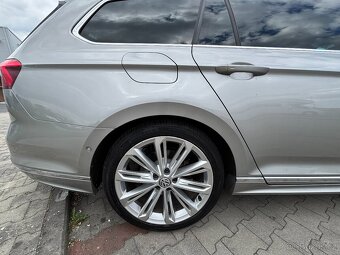 VW Passat Variant R-Line 2.0 TDI Highline - 9