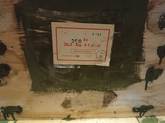 Staré vojenské bedny od nábojů - 9
