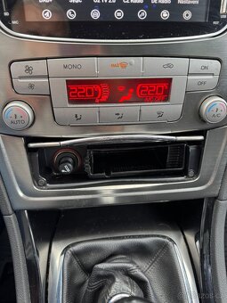 Ford Mondeo 1.8 TDCi - 9