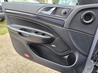 Škoda Octavia 2RS 2.0Tsi 147kW - 9