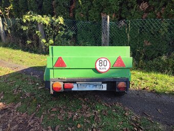 Přívěsný vozík - rok výroby 1984 - zelená barva - 9