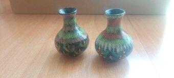 RŮZNÉ vázy, vázičky a sošky - 9