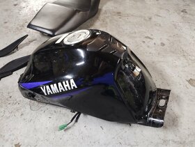 Yamaha TDM 850 - díly - 9