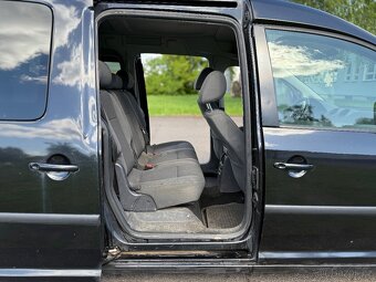VW Caddy Maxi 7míst 2013 DSG 1,6d 75kw 329000km nové rozvody - 9