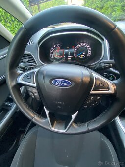 Ford S-Max - 9