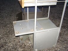 2 použité pracovní stolky - Praga V3S - 9
