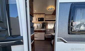 Luxusní karavan Hobby excelent LEVNĚ AKCE JEN NA VÍKEND - 9